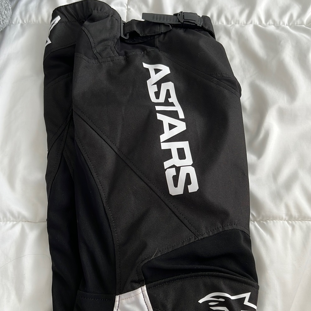 Alpine stars youth pant size 24